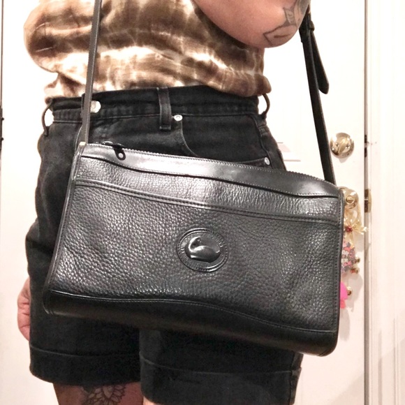 Vintage Dooney and Bourke Bag - Picture 4 of 14